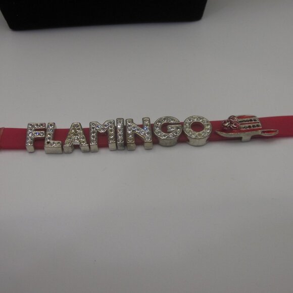 Bling Flamingo Red Hat Bracelet - Picture 1 of 3